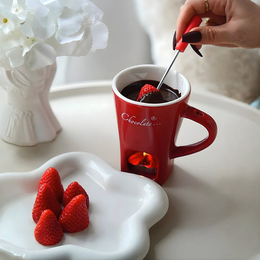 Meltie Mug™ – The Mini Chocolate Fondue Mug